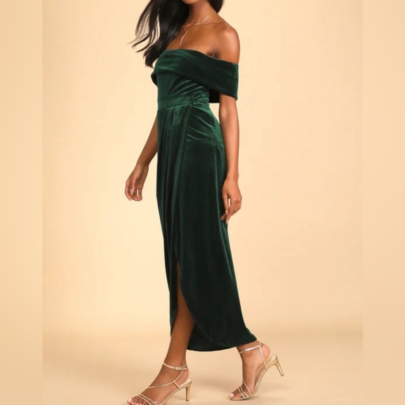 Emerald Green Velvet Off-the-Shoulder Maxi Dress for wedding or Christmas - Picture 2 of 5